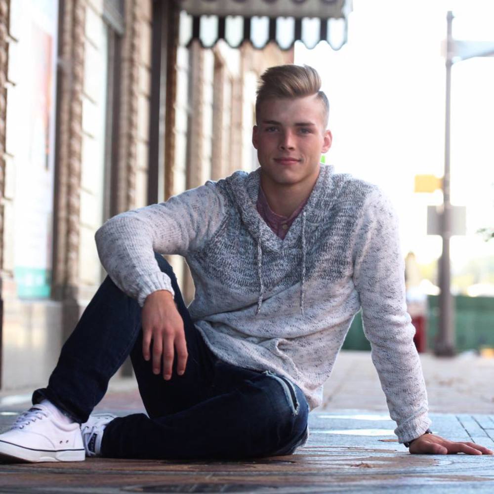 Meet your Posher, Blake